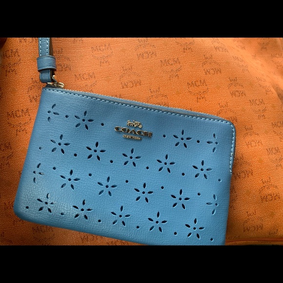 Coach Wristlet - Picture 3 of 3